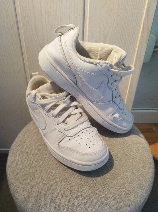 Nike Air Force 1 Blancas Talla 36.
