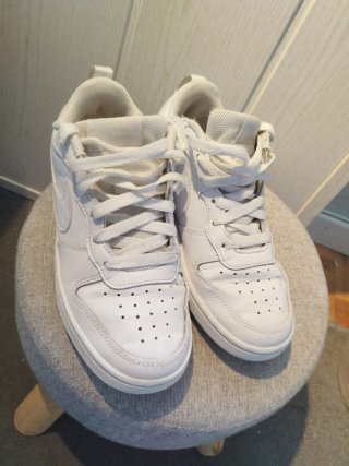 Nike Air Force 1 Blancas Talla 36.