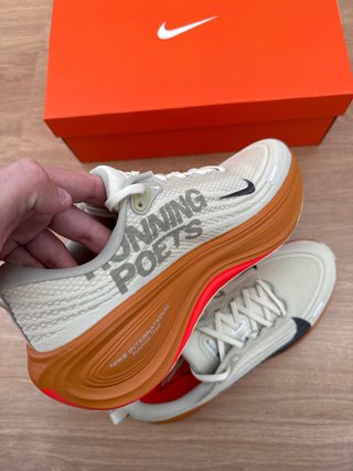 Nike Vomero plus Talla 45