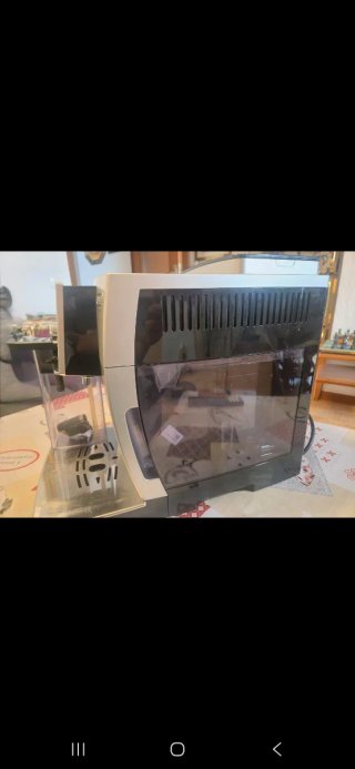 Cafetera Delonghi Superautomática