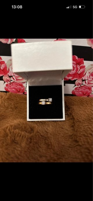 Anillo oro y plata con piedras