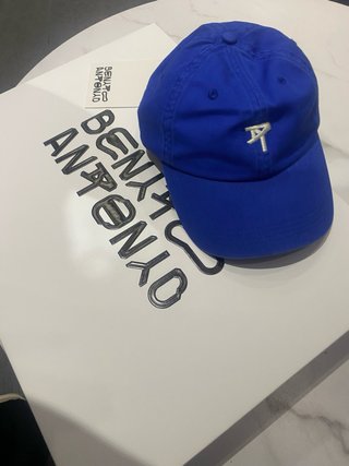 Gorra Bud Bunny Azul