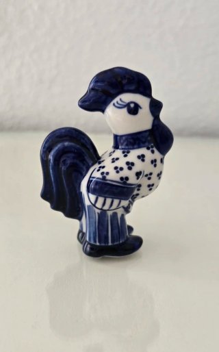 Figura de gallo Gzhel porcelana
