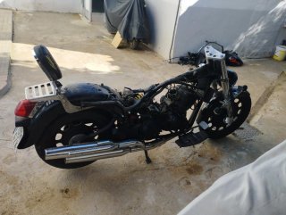 Moto Cruiser Daylen Negra