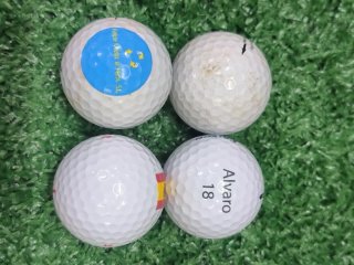 4 Pelotas Golf Bandera Española