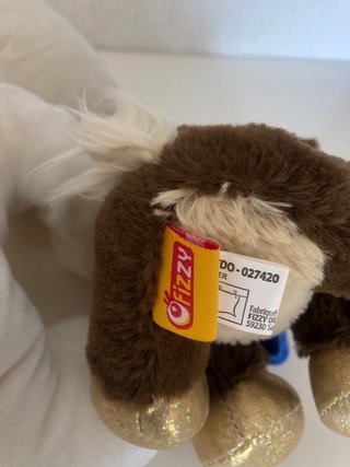 Lote 3 peluches: perro, conejo y reno