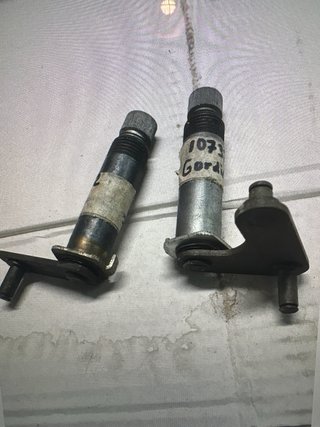 Tirador Interior Renault Dauphine 45€ y otro 25€