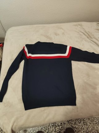 Jersey azul y rojo