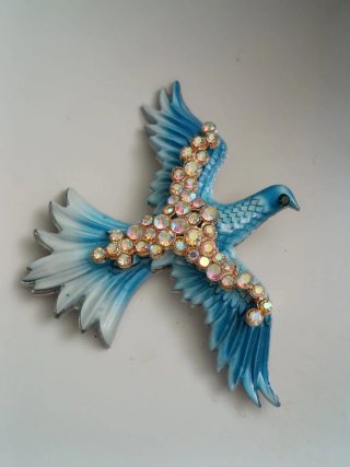 Broche pájaro azul con pedrería joyas bisutería