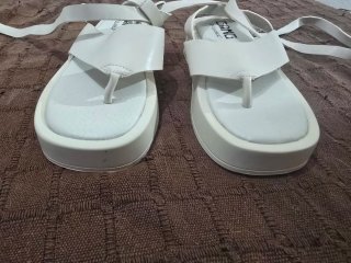 Sandalias Ulanka Piel T38 Blancas