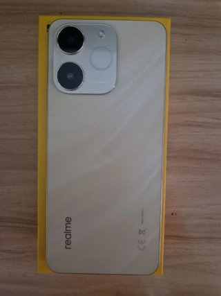 Realme 70T Caja y Teléfono