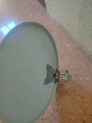 Receptor Satélite + Antena Parabólica