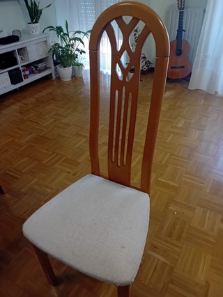 Mesa madera maciza y 6 Sillas negociable
