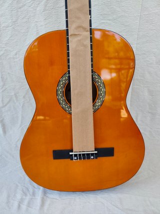 Guitarra clásica Lazer - Nueva