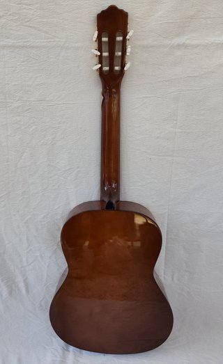 Guitarra clásica Lazer - Nueva