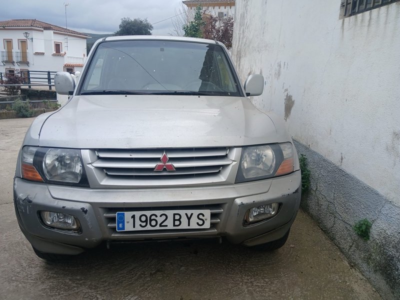 Mitsubishi Montero 2002 - foto 1