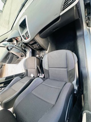 Peugeot 207 2010