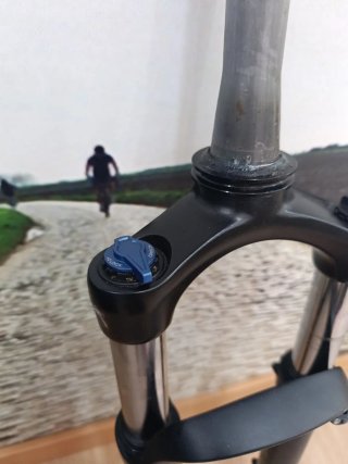Horquilla 29 SR SUNTOUR XCM Boost