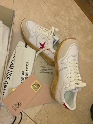 Zapatillas GG Talla 42 nuevas.