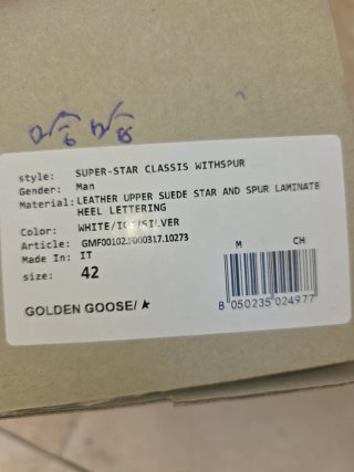Zapatillas GG Talla 42 nuevas.
