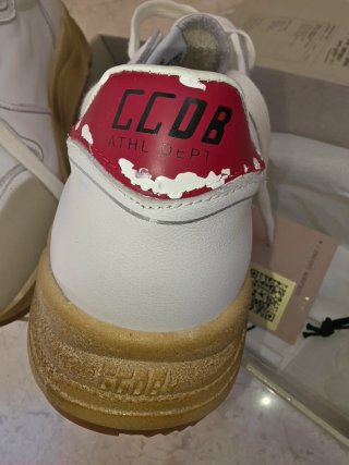 Zapatillas GG Talla 42 nuevas.