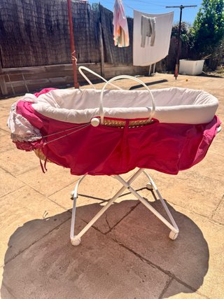 Minicuna con capazo y patas plegables