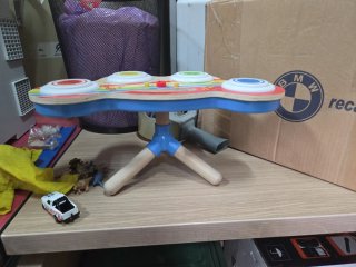 Juguete perro peluche con sombrero y gafas