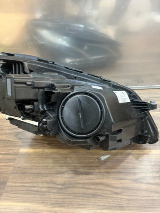 HELLA  LED/Halógena-Faro  Mercedes Benz w212