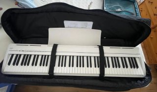 Teclado Kawai ES120 Digital Piano