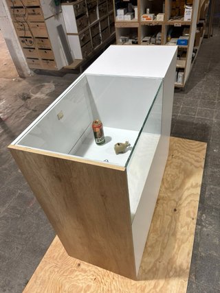 Mostrador expositor moderno madera y cristal