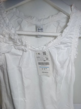 Lote 3 Camisetas Niña Talla 9-10 y 6-7.