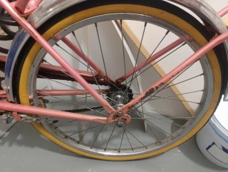Bicicleta vintage de paseo BH Happy Rosa