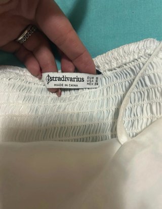Top Stradivarius bianco in raso