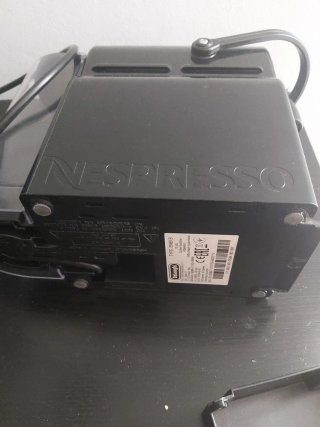 Macchina da caffè Nespresso nera
