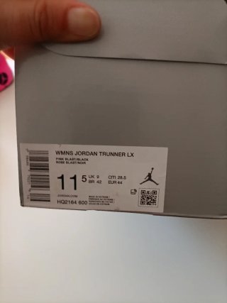 Zapatillas Jordan Niña Rosa y Negra