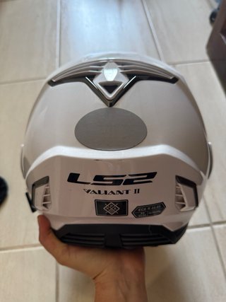 Casco modular LS2 Valiant II con funda y mochila
