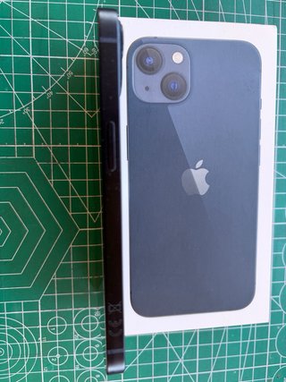 iPhone 13 128GB Negro
