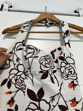 Traje de flamenca blanco y rojo