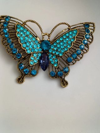 Broche Mariposa Azul y Dorado joyas bisutería moda