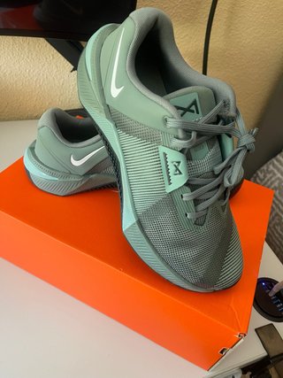 Nike Metcon 10 Gris/Verde
