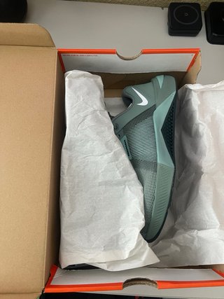 Nike Metcon 10 Gris/Verde