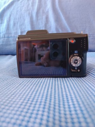 Fotocamera digitale Olympus SP-620UZ 16MP Zoom 21x