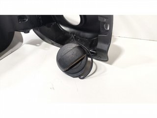 TAPA EXTERIOR COMBUSTIBLE 5F4809905F