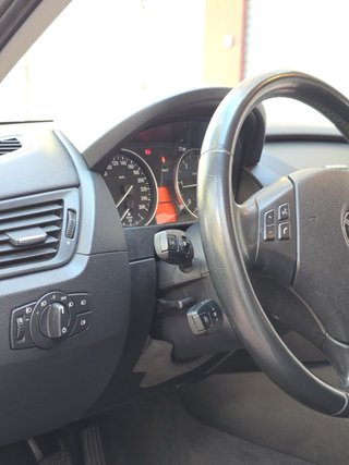 BMW X1 2012