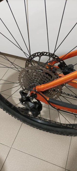 Bicicleta Eléctrica Trek Montaña