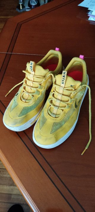 Zapatilla Nike SB Nyjah Free 2 Amarillo/Rosa