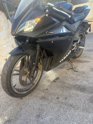 Yamaha YZF R125 Negra mate