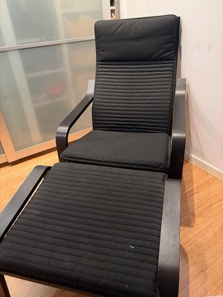 Sillón Poäng Ikea Negro + Reposapiés