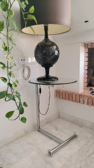 Mesa auxiliar cristal y metal sin lámpara
