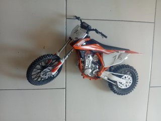 KTM 450 SX-F Moto Cross